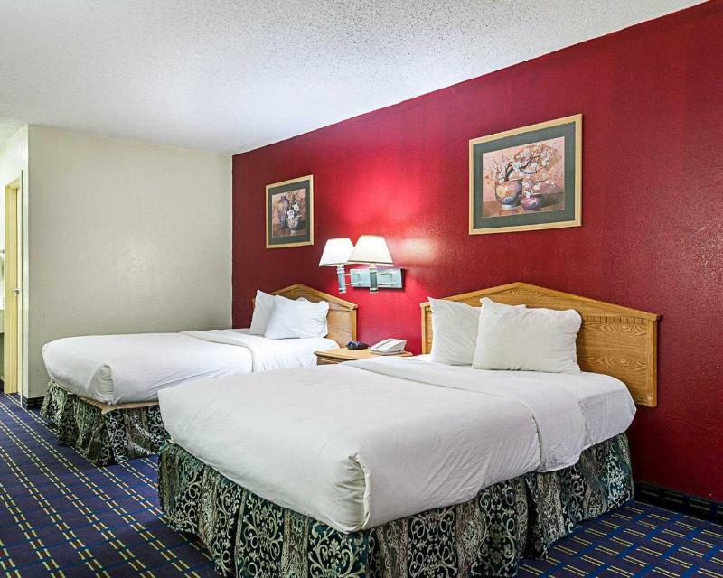 Quality Inn Kinder Exterior photo